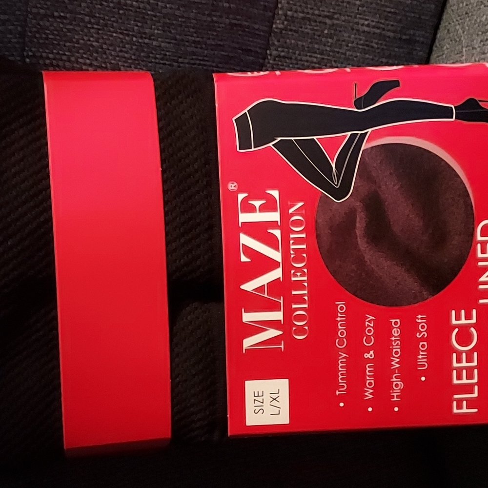 NWT Maze Fleece Lined Leggings